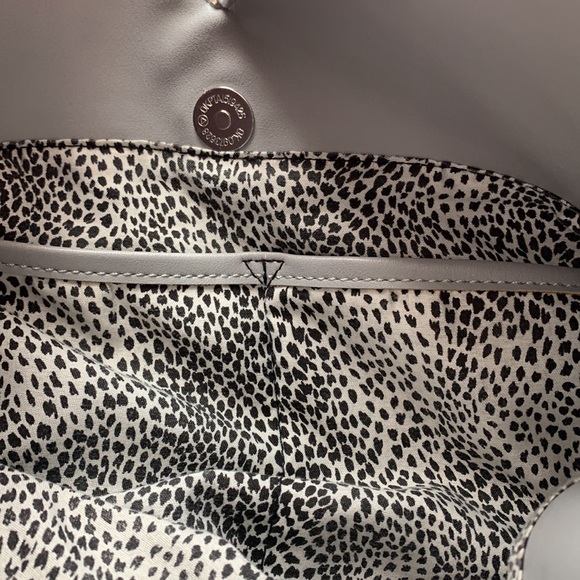 SOLE/SOCIETY large vegan gray purse. - Picture 9 of 10